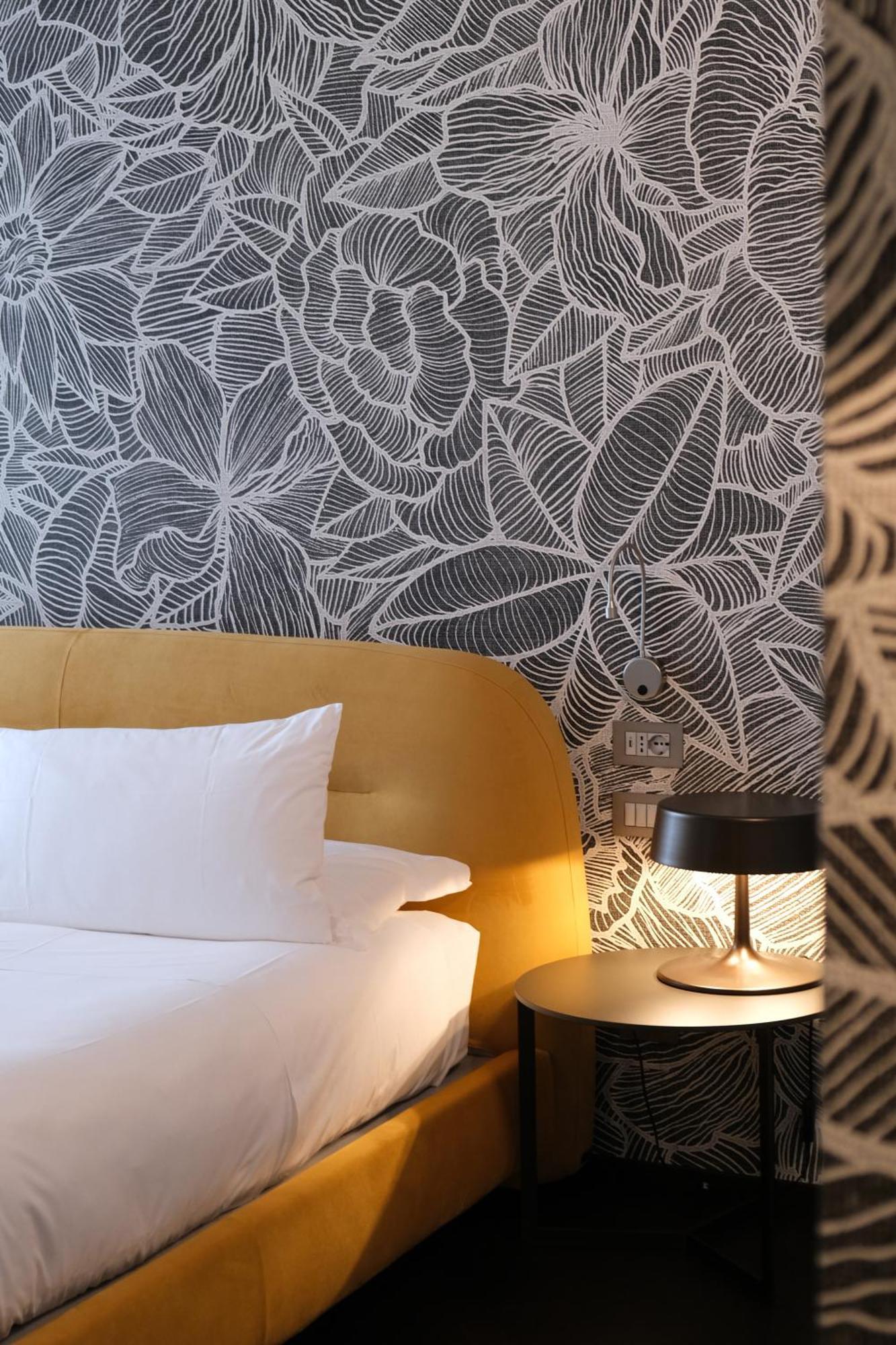 Bianca Relais, By R Collection Hotels Oggiono Esterno foto